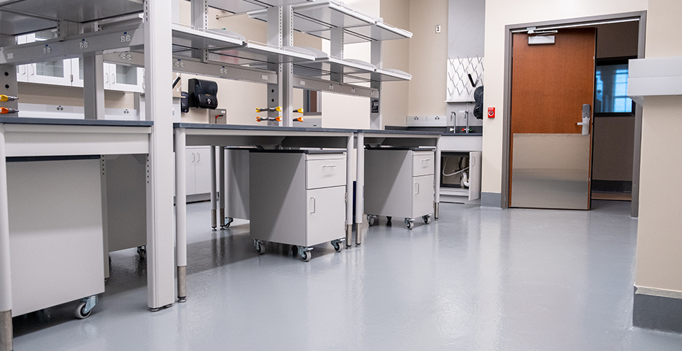 industrial epoxy flooring in laboratory