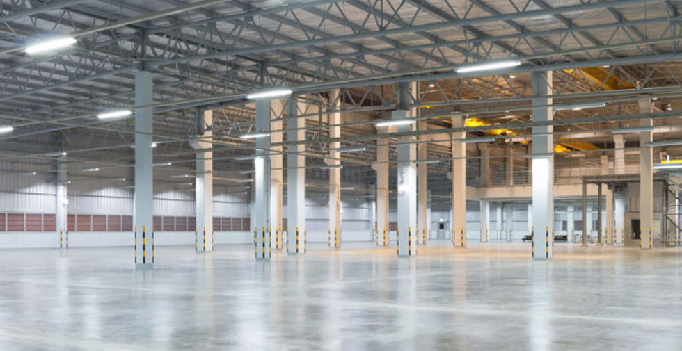 industrial concrete flooring in warehouse
